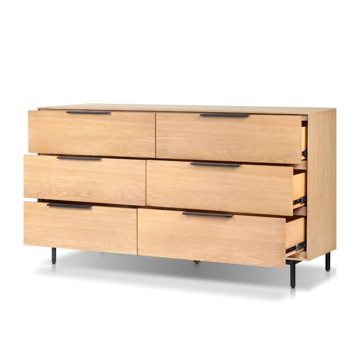Akira Dresser, Leichte Eiche