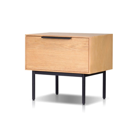 Akira Nachttisch, Light Oak