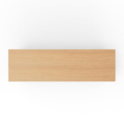 Flo Dresser, Natur
