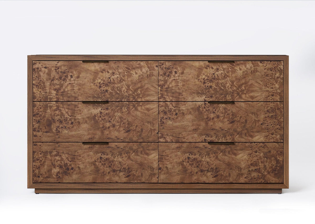 Milan Dresser, Walnuss