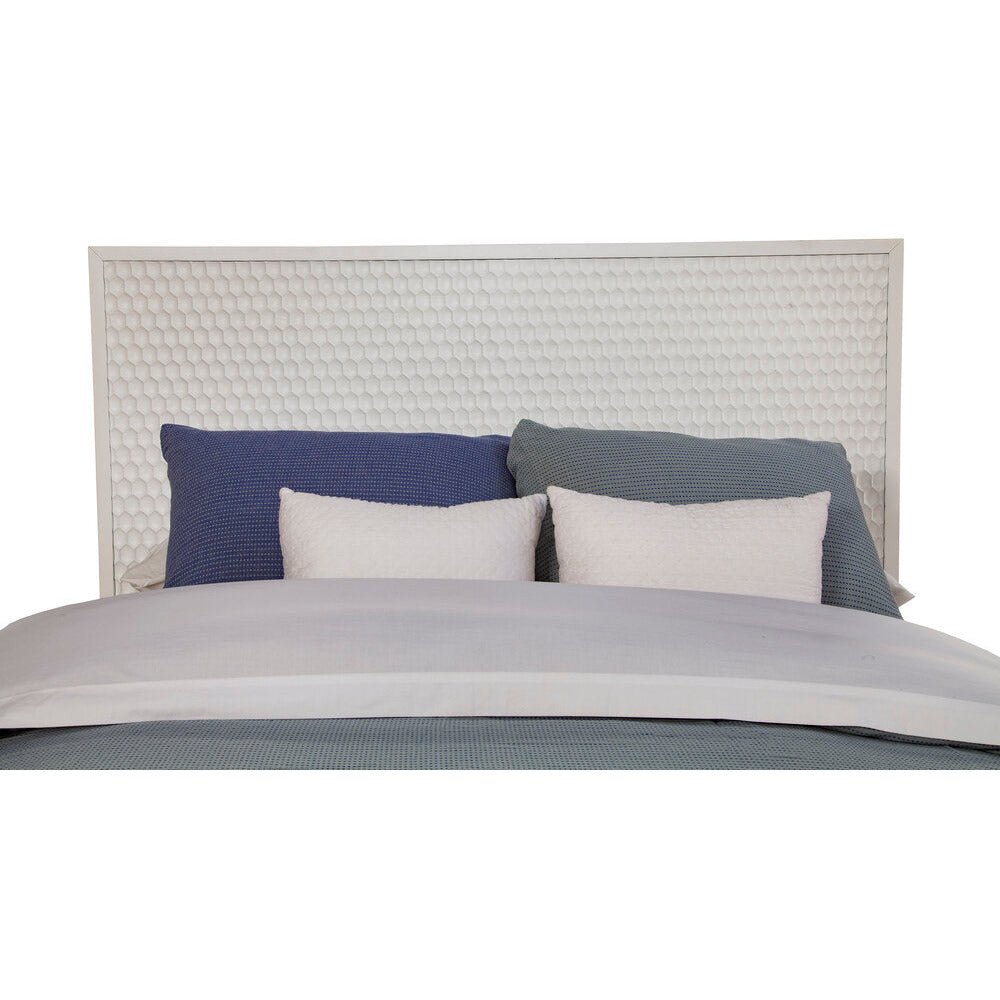 Weiße Perle Bett
